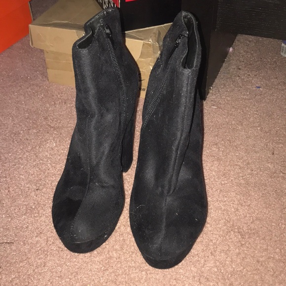 Black Forever 21 Booties - Picture 2 of 8